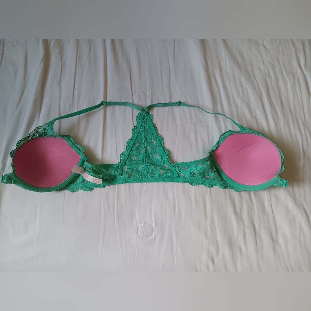 PINK Victoria's Secret Light Green Lace Date Racerback Push-up Bra. 32C - Picture 7 of 10